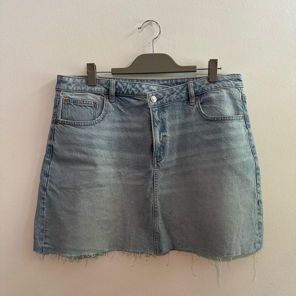 American eagle denim skirt